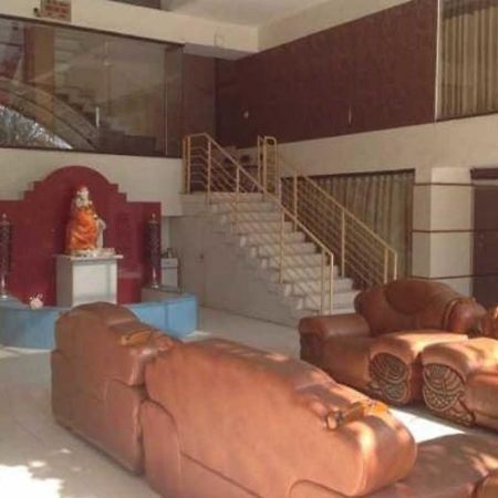 ホテルManohar Mahal ジャルガオン エクステリア 写真